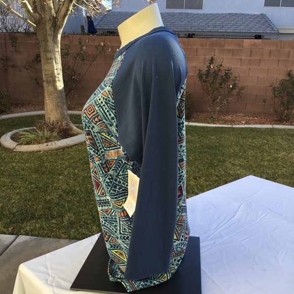 Lularoe Randy Shirt Size Small - Picture 5 of 6
